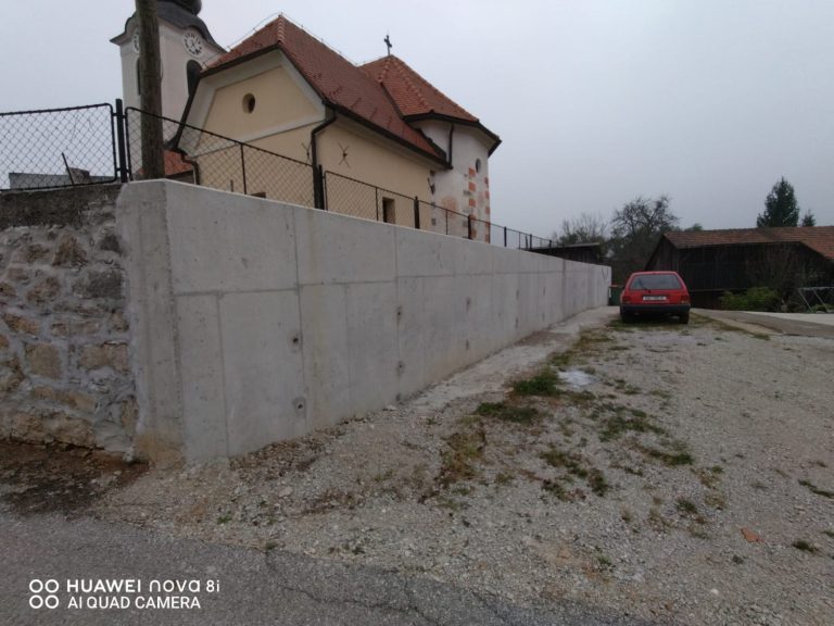 Realiziran projekt izgradnje potpornog zida na groblju Vukova Gorica